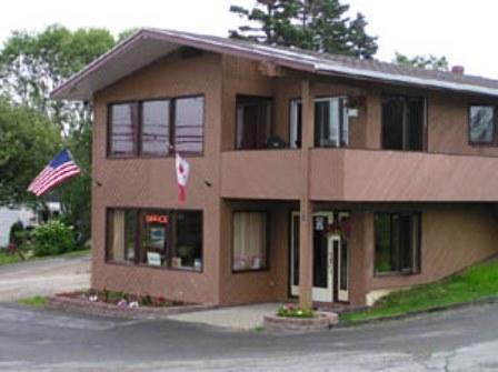 Voyageur Motel Yarmouth Exterior photo